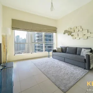 Апартаменты Contemporary One Bedroom With Full Marina View